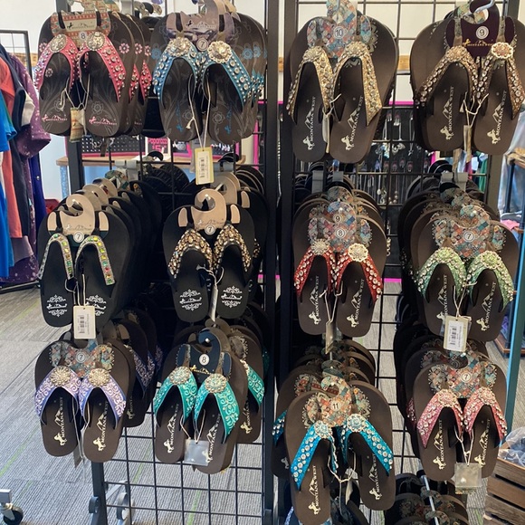 Mystery Montana West Bling Sandals - Picture 4 of 15